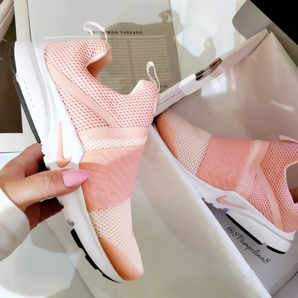 Nike Shoes - Nike Presto Extreme